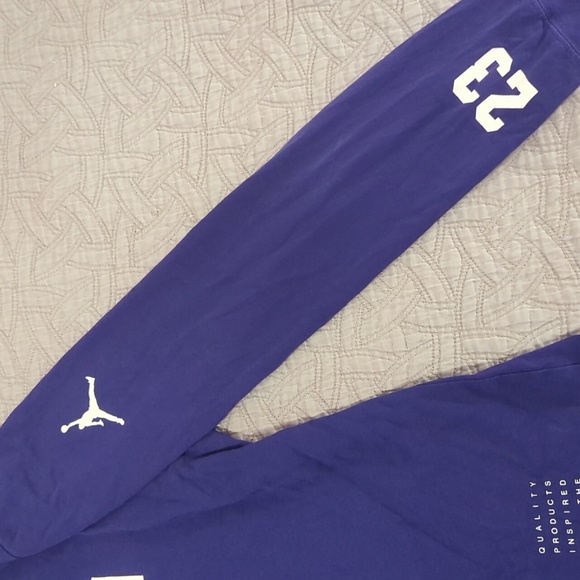 AIR Jordan women's long sleeve shirt - Picture 6 of 11